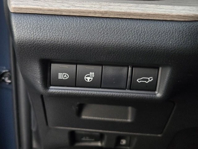 2026 Toyota Highlander - Image 19 of 30