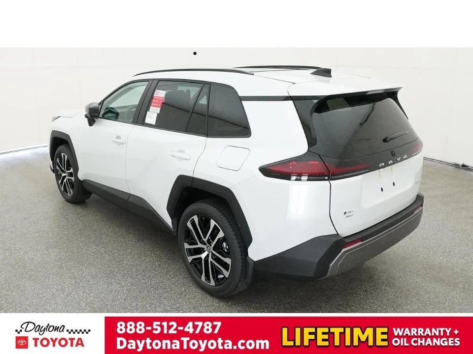 2026 Toyota RAV4 5th Gen - Image 5 of 12
