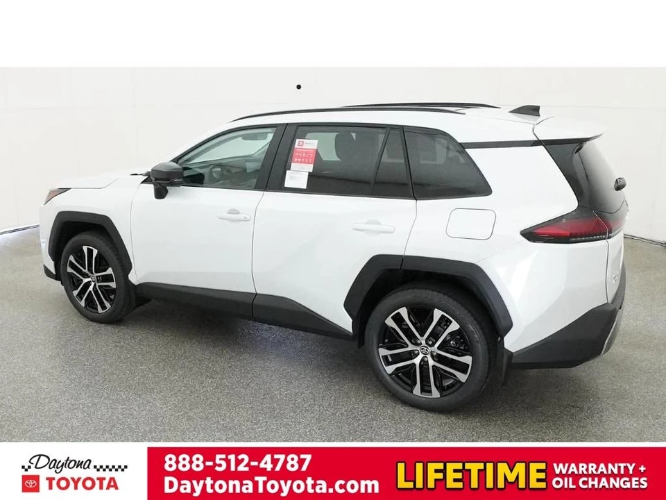 2026 Toyota RAV4 5th Gen - Image 4 of 12