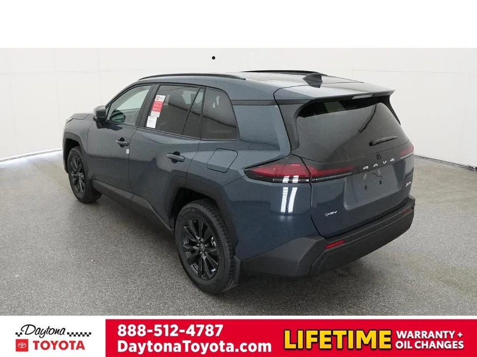 2026 Toyota RAV4 5th Gen - Image 5 of 12