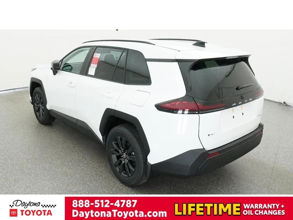 2026 Toyota RAV4 5th Gen - Image 5 of 12