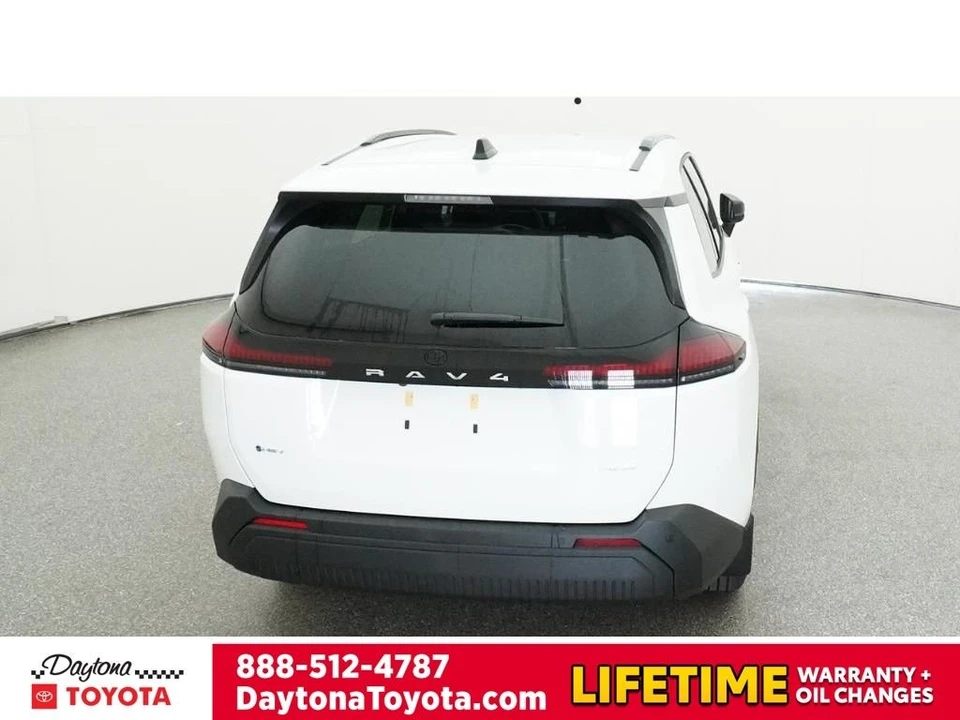 2026 Toyota RAV4 5th Gen - Image 7 of 12