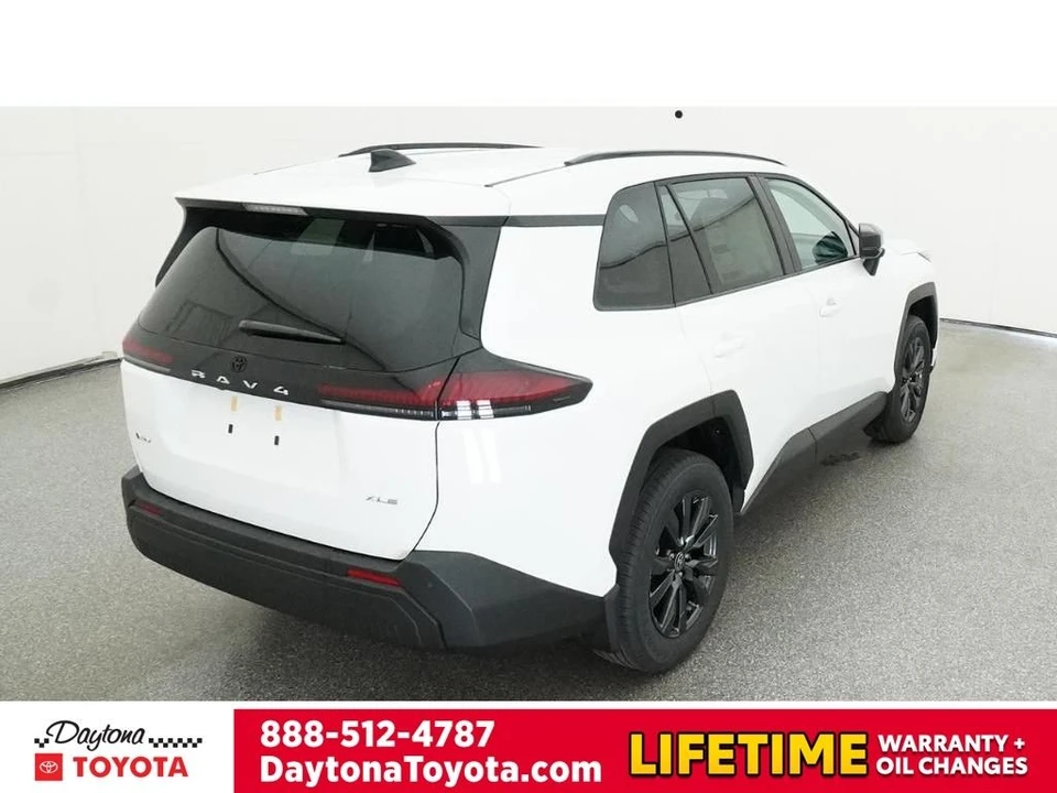 2026 Toyota RAV4 5th Gen - Image 8 of 12