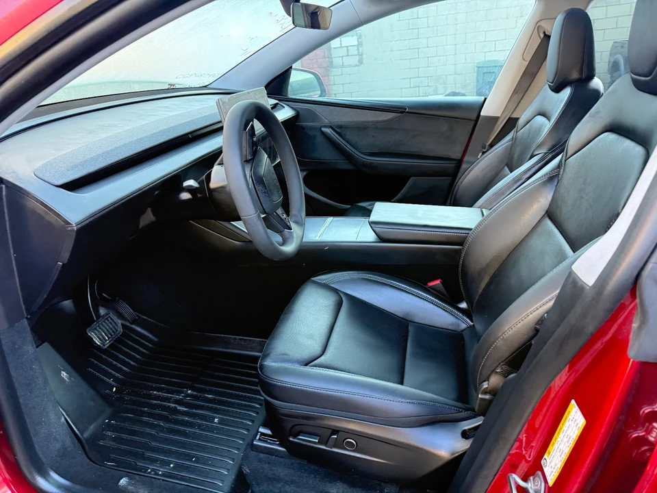 2026 Tesla Model Y - Image 6 of 16