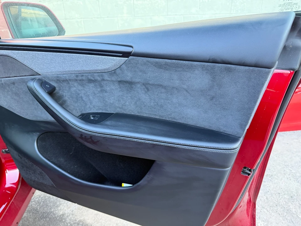 2026 Tesla Model Y - Image 11 of 16