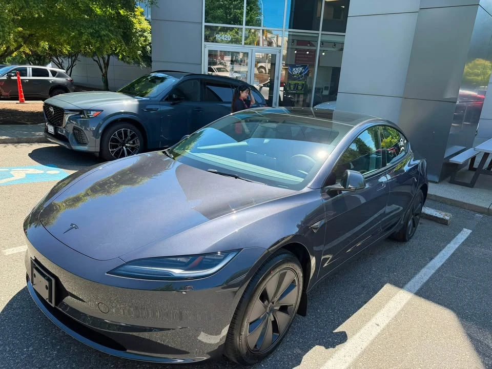 2026 Tesla Model 3 - Image 2 of 8