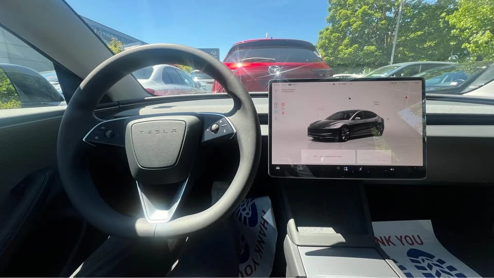 2026 Tesla Model 3 - Image 5 of 8
