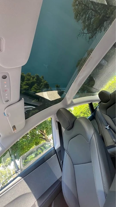 2026 Tesla Model 3 - Image 7 of 8