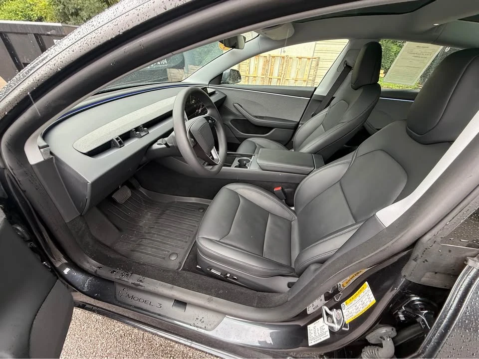 2026 Tesla Model 3 - Image 9 of 15