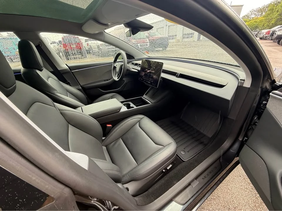 2026 Tesla Model 3 - Image 14 of 15