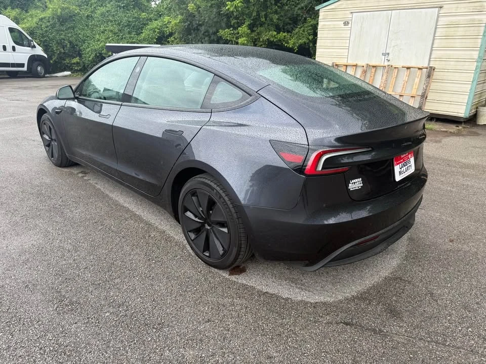 2026 Tesla Model 3 - Image 4 of 15