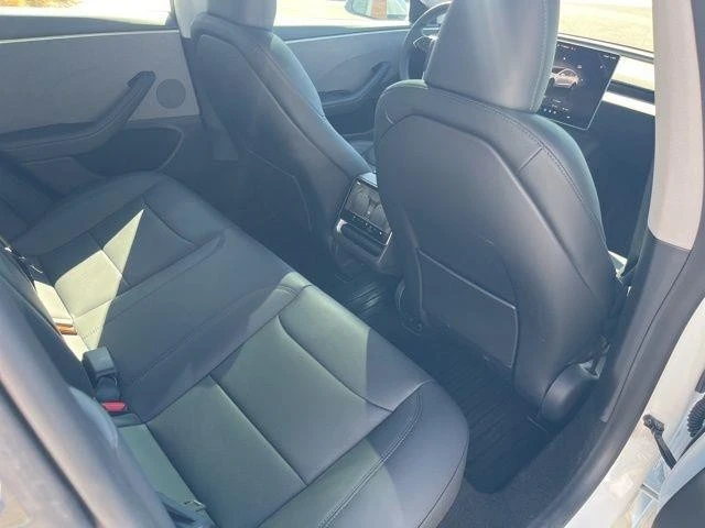 2026 Tesla Model 3 - Image 19 of 21