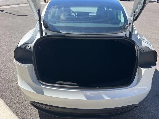 2026 Tesla Model 3 - Image 17 of 21