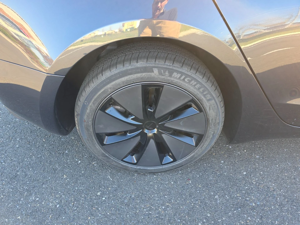 2026 Tesla Model 3 - Image 12 of 20