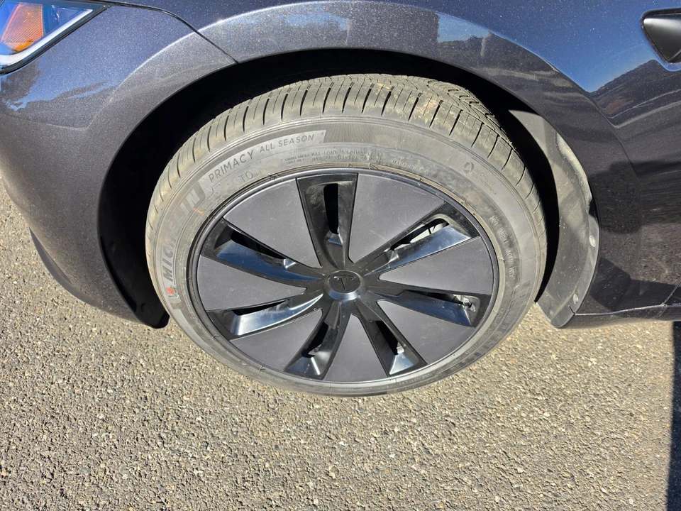 2026 Tesla Model 3 - Image 14 of 20