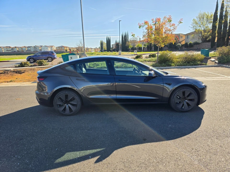 2026 Tesla Model 3 - Image 6 of 20