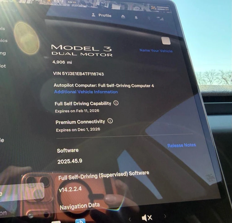2026 Tesla Model 3 - Image 15 of 16
