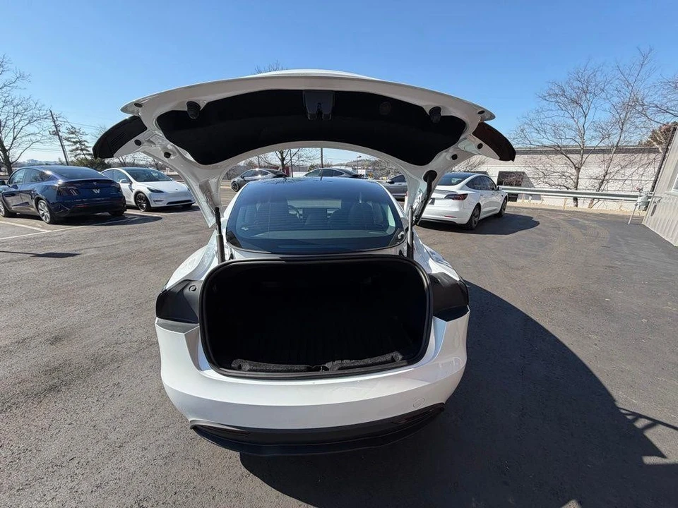 2026 Tesla Model 3 - Image 6 of 16