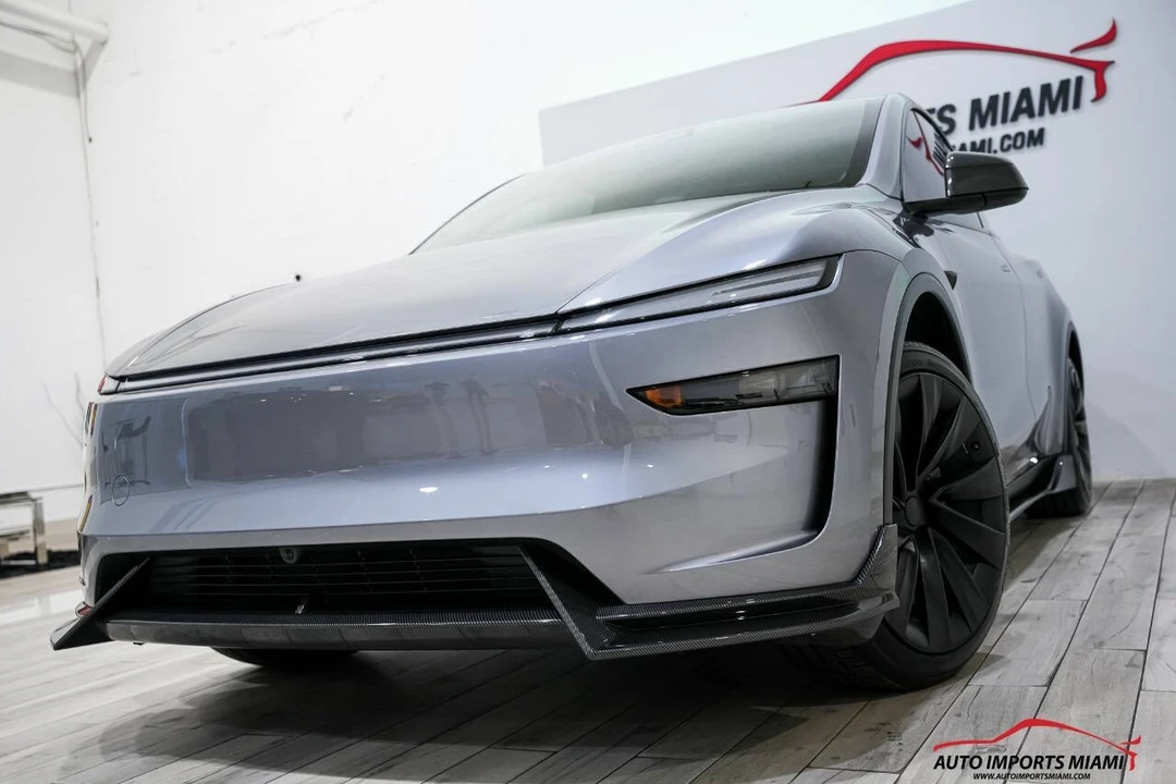 2026 Tesla Model S - Image 2 of 21