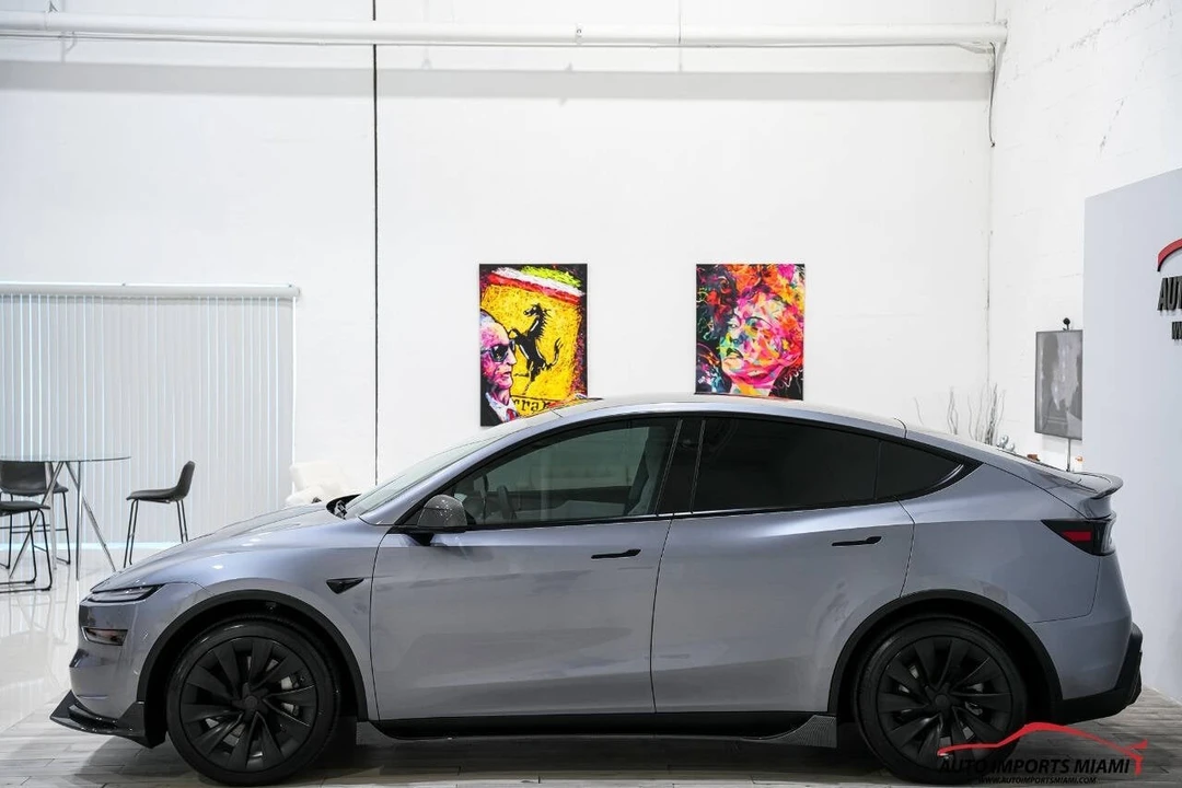 2026 Tesla Model S - Image 15 of 21