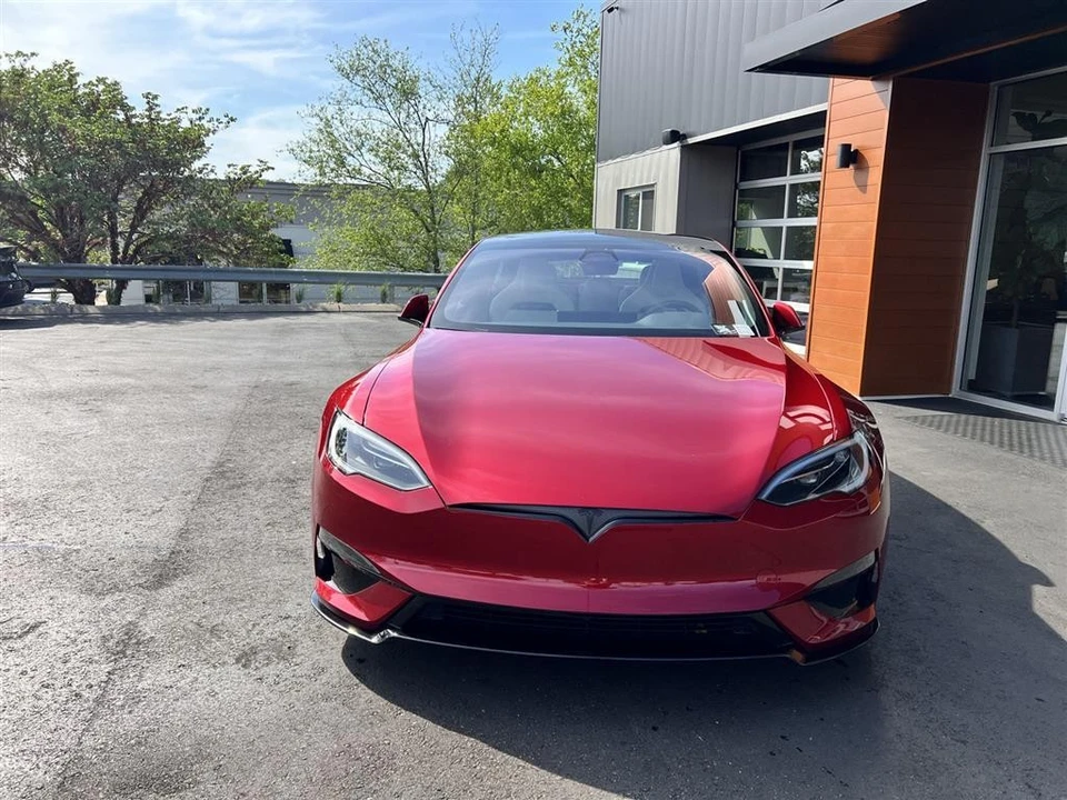 2026 Tesla Model S Plaid - Image 2 of 22