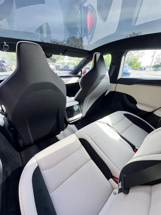 2026 Tesla Model S Plaid - Image 20 of 22