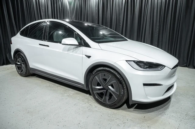 2026 Tesla Model X - Image 5 of 21