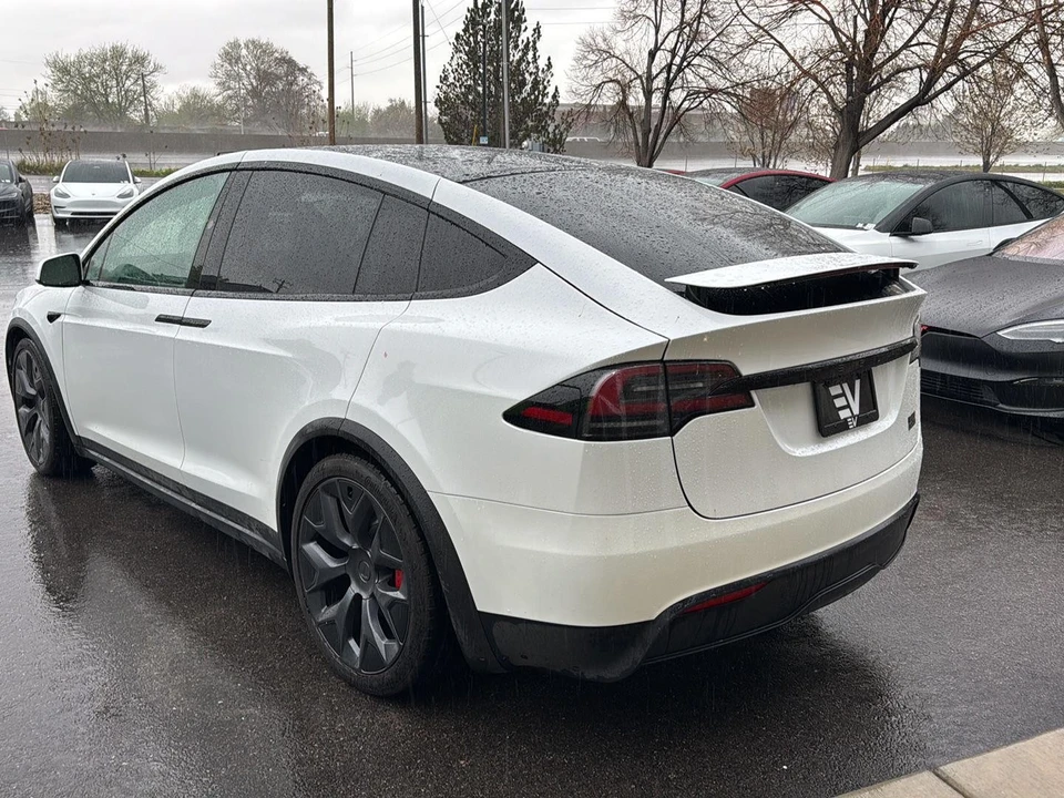 2026 Tesla Model X Plaid - Image 5 of 21