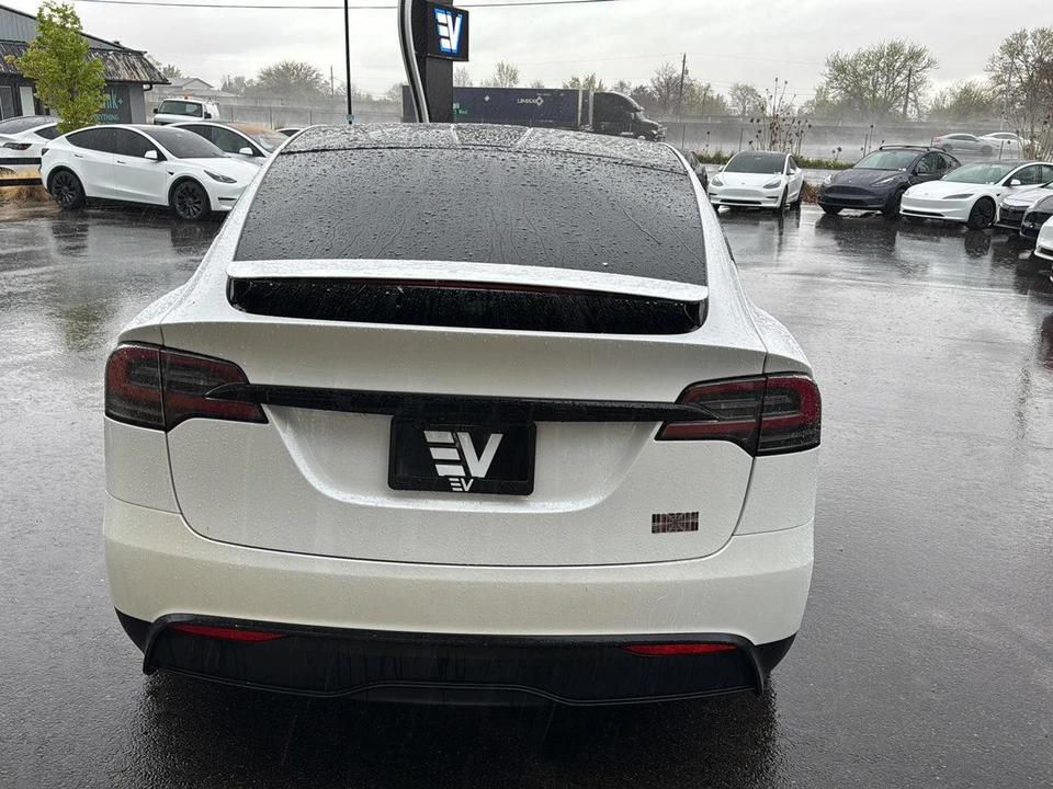 2026 Tesla Model X Plaid - Image 6 of 21