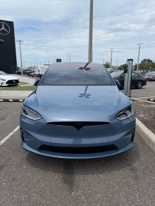 2026 Tesla Model X Plaid - Image 2 of 12