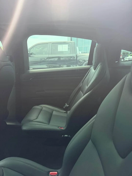 2026 Tesla Model X Plaid - Image 11 of 12
