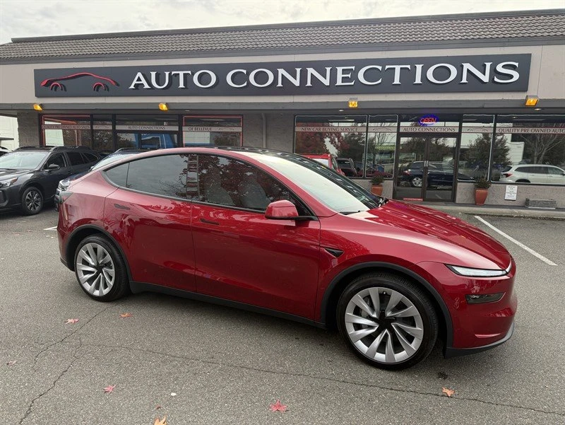 2026 Tesla Model Y - Image 2 of 20