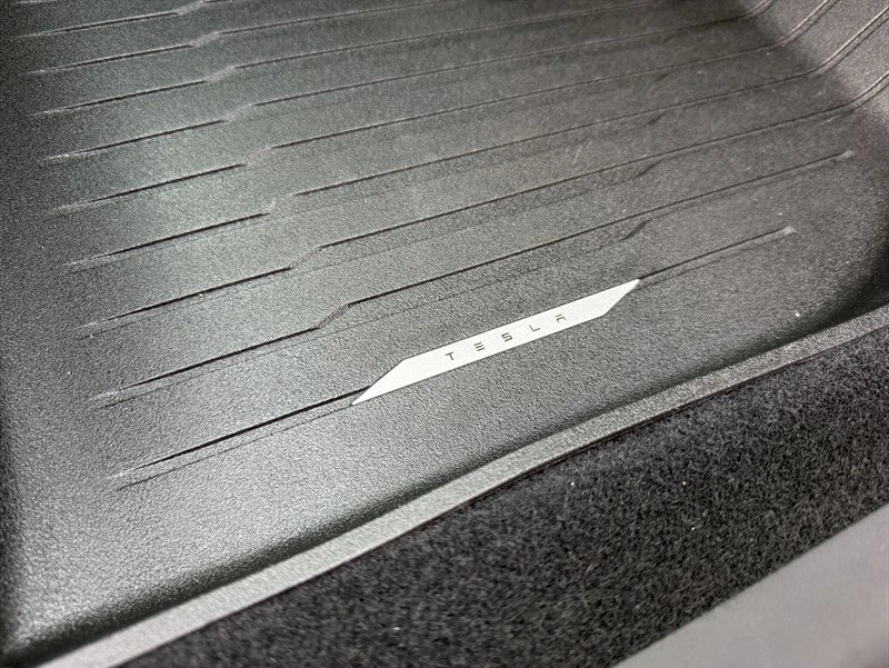2026 Tesla Model Y - Image 20 of 20