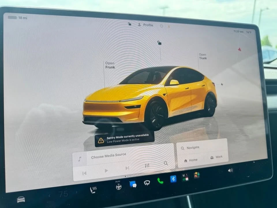 2026 Tesla Model Y - Image 13 of 15