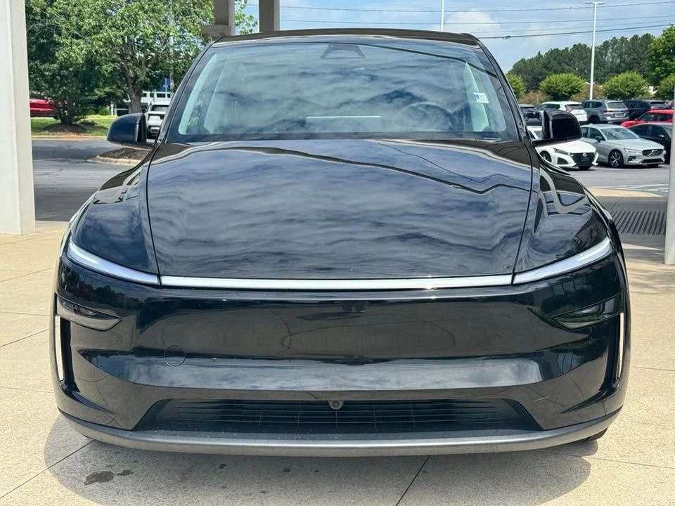 2026 Tesla Model Y - Image 3 of 15