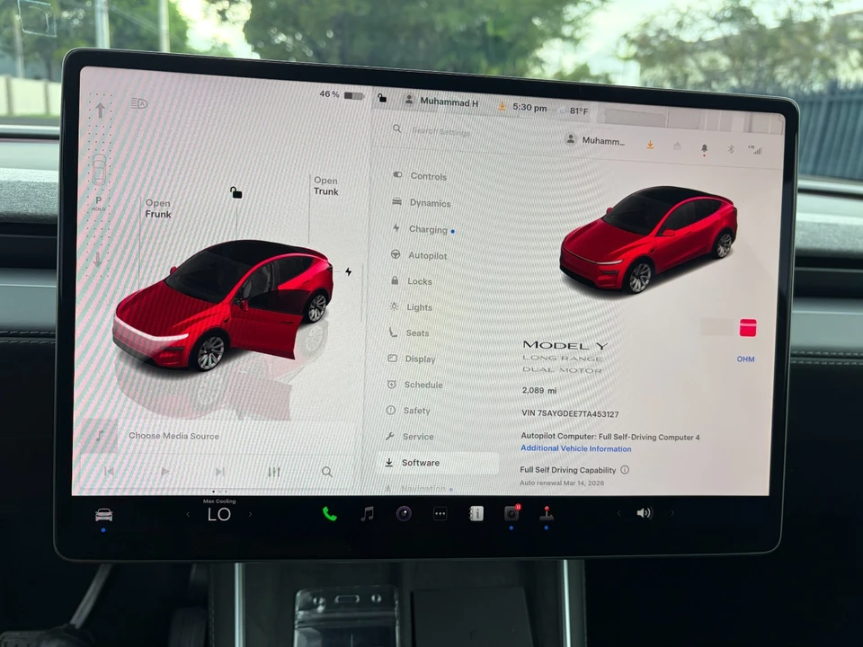 2026 Tesla Model Y - Image 16 of 21