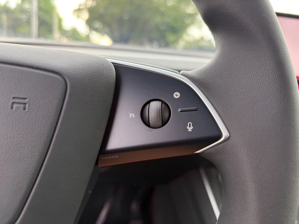 2026 Tesla Model Y - Image 21 of 21
