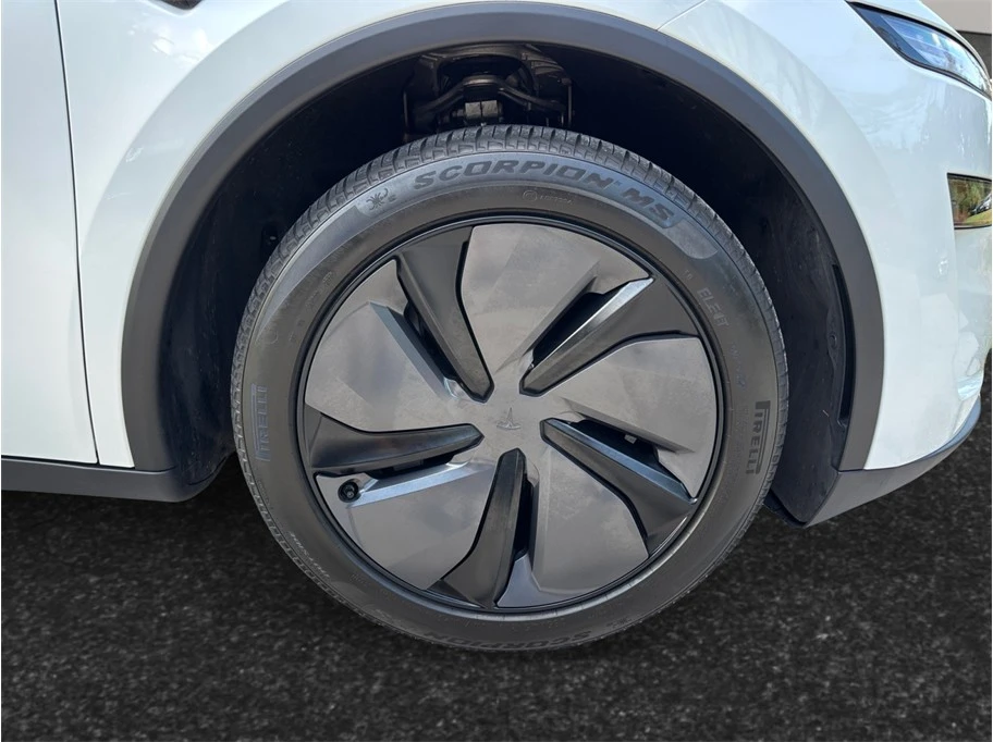 2026 Tesla Model S - Image 13 of 21