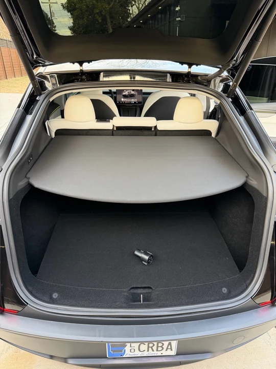 2026 Tesla Model Y - Image 5 of 9