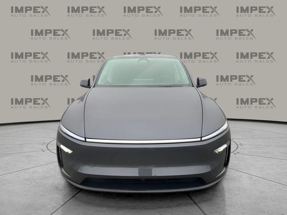 2026 Tesla Model S - Image 8 of 12