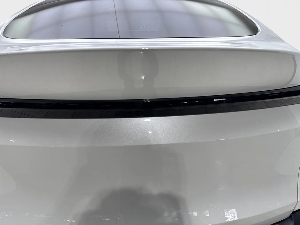 2026 Tesla Model S - Image 20 of 21