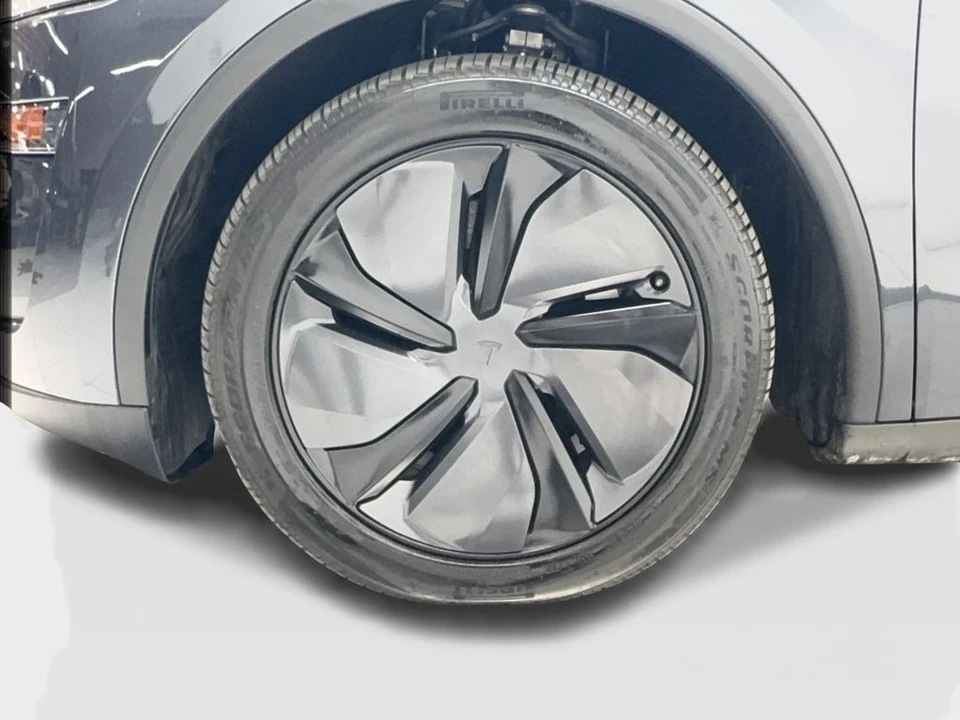 2026 Tesla Model S - Image 13 of 21