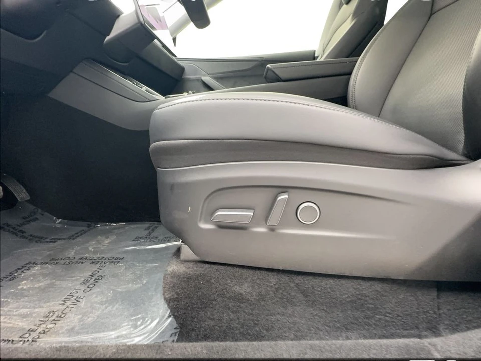2026 Tesla Model S - Image 20 of 21