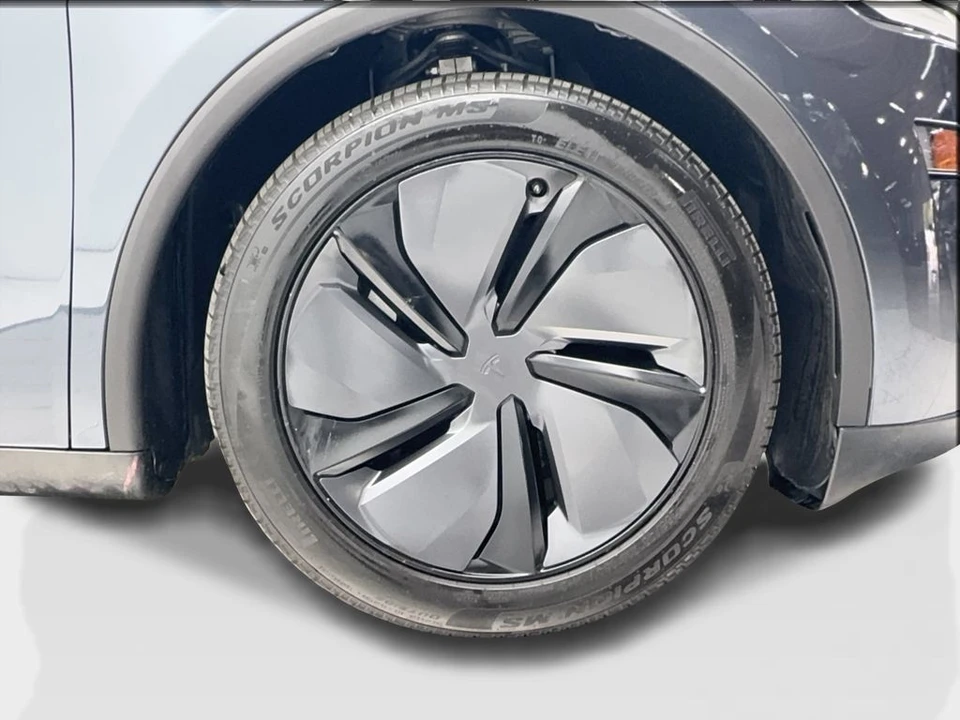 2026 Tesla Model S - Image 12 of 21