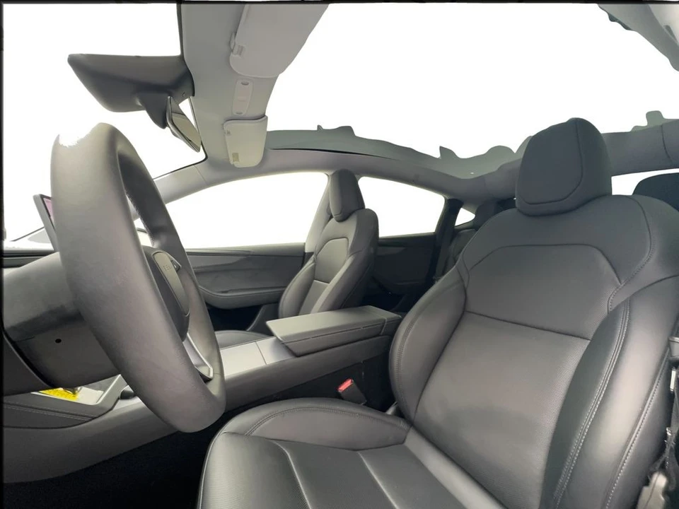 2026 Tesla Model S - Image 18 of 21