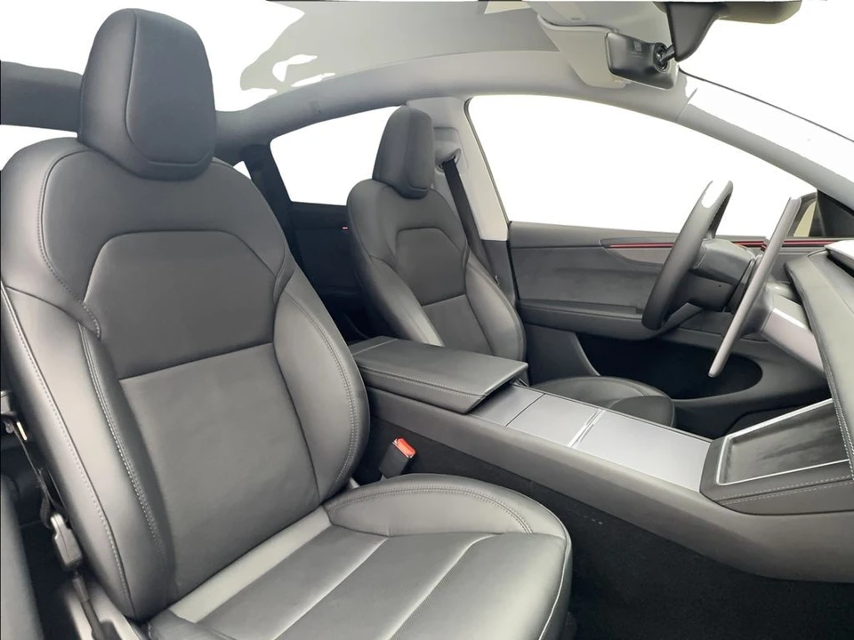 2026 Tesla Model S - Image 21 of 21