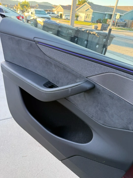 2026 Tesla Model Y - Image 4 of 21