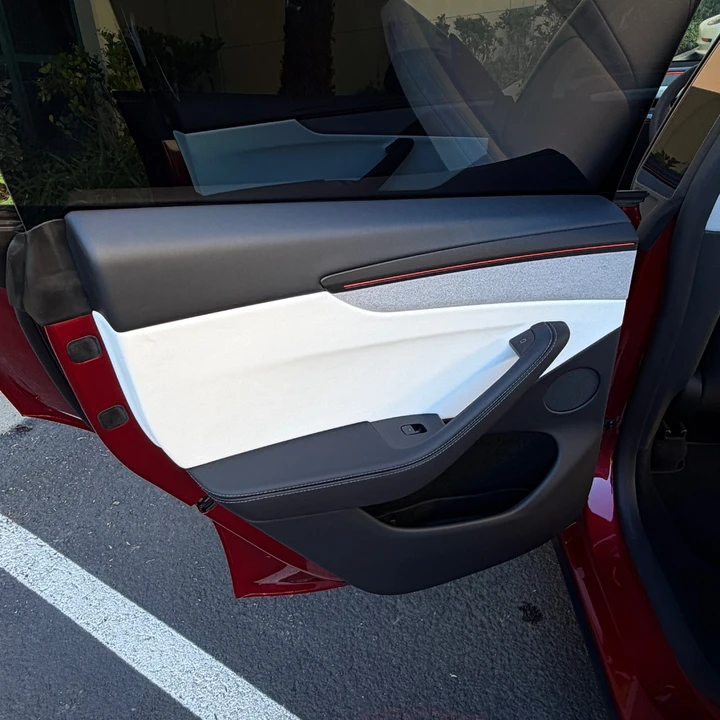 2026 Tesla Model Y - Image 21 of 21