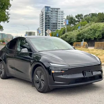 2026 Tesla Model Y Long Range AWD