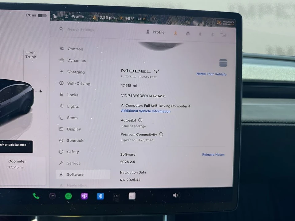 2026 Tesla Model Y - Image 24 of 31